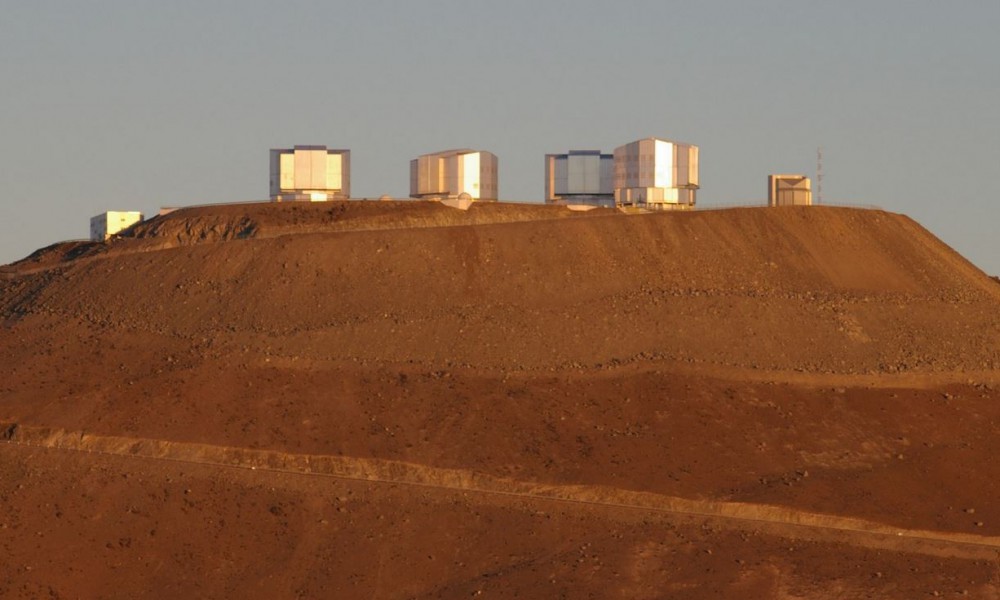 VLT телескопы на Серро-Параналь