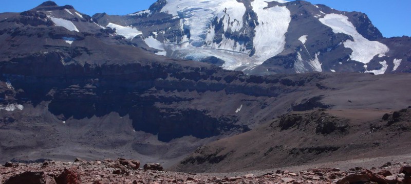 Вершина Серро-Эль-Пломо в Чили