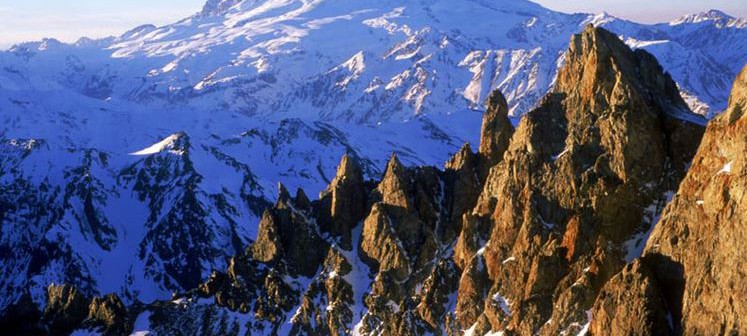Вершина Джангитау на Кавказе