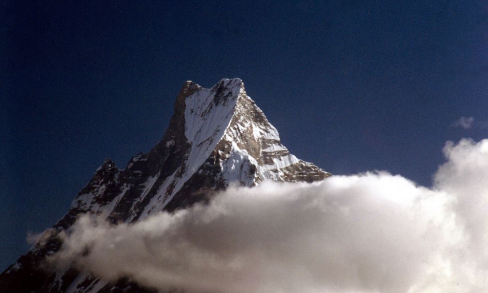 Двойная вершина горы Мачапучаре
