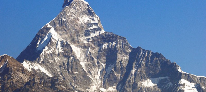 Горная вершина Мачапучаре в Непале