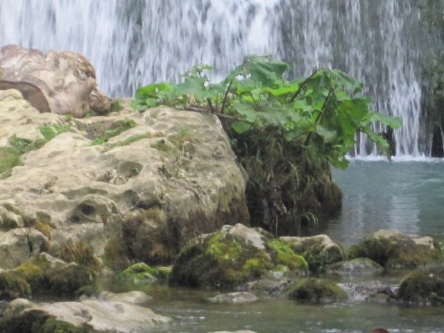 Водопад у Черепашьего озера