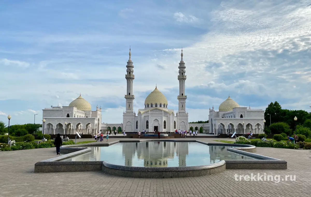 Белая мечеть в Болгарах